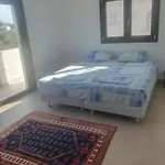 Macky Upper Floor Apartamento Kato Almirí