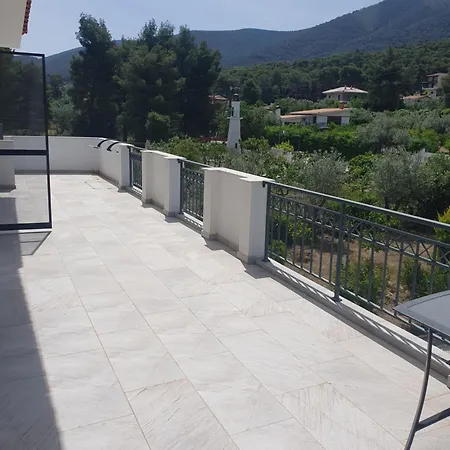 דירה Macky Upper Floor קאטו אלמירי