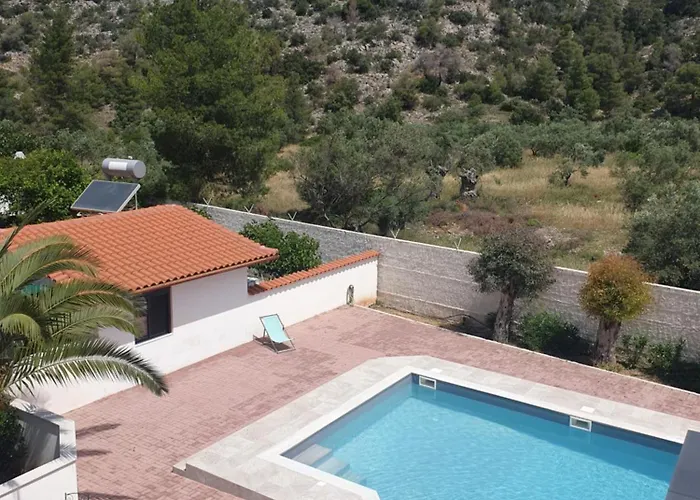 Macky Upper Floor Apartamento Kato Almiri