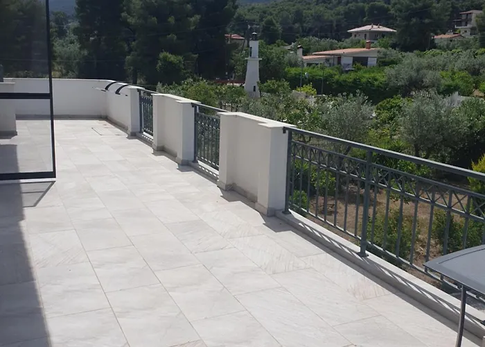 דירה Macky Upper Floor קאטו אלמירי